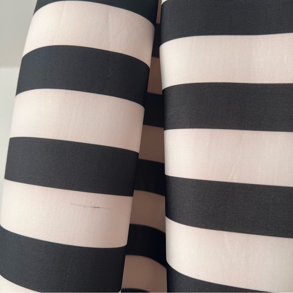 Soprano | Black & White Stripe Circle Skirt | Size L | Made in USA - Picture 6 of 9